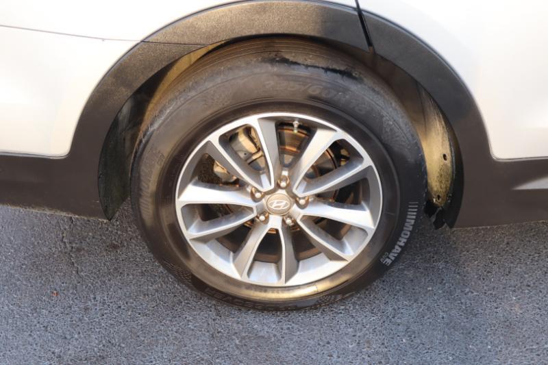 Hyundai Santa Fe SE FWD 2017