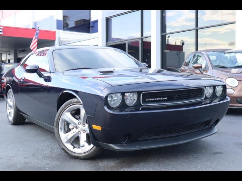 Dodge Challenger SXT 2012