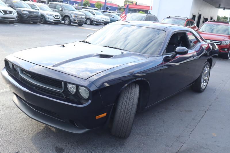 Dodge Challenger SXT 2012