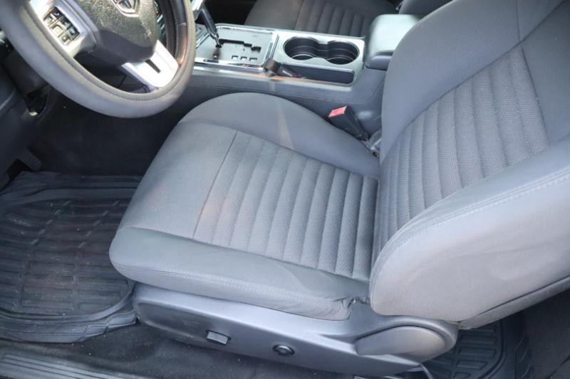 Dodge Challenger SXT 2012