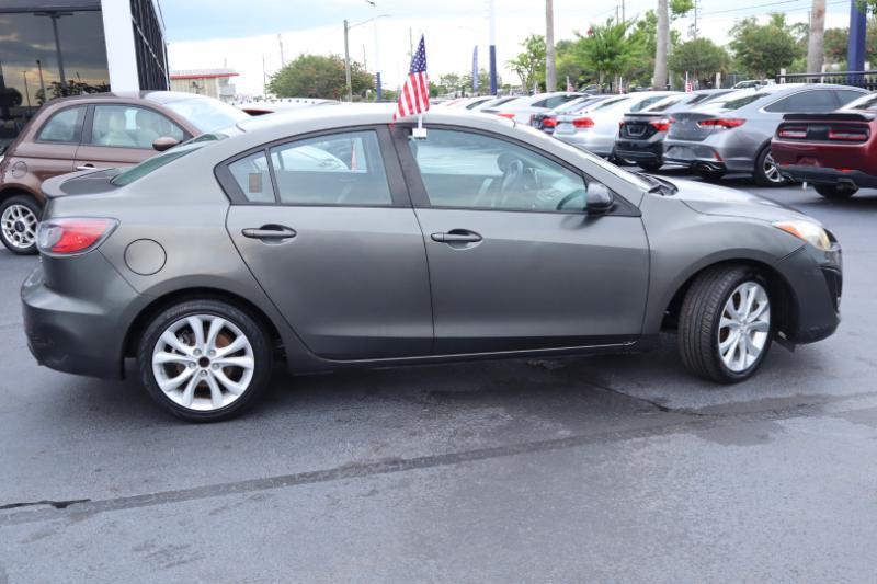 Mazda MAZDA3 s Sport 4-Door 2011