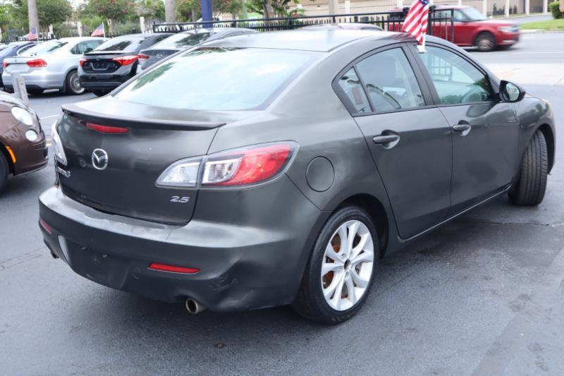 Mazda MAZDA3 s Sport 4-Door 2011