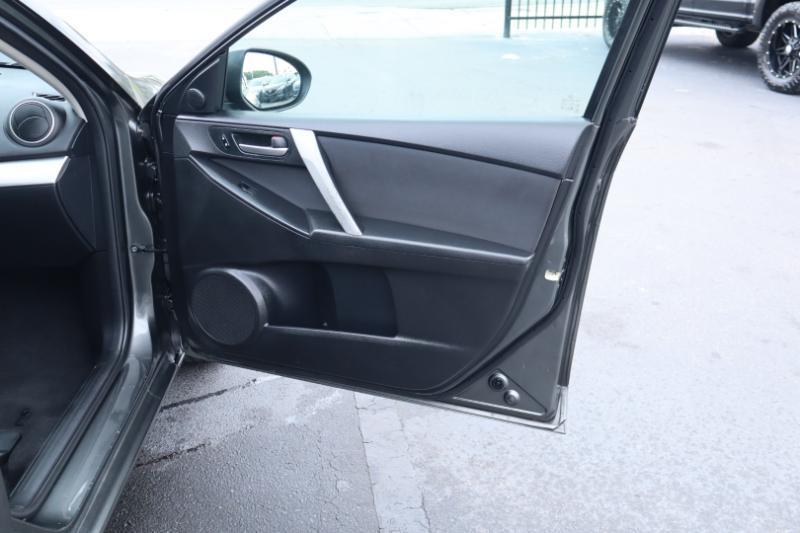 Mazda MAZDA3 s Sport 4-Door 2011
