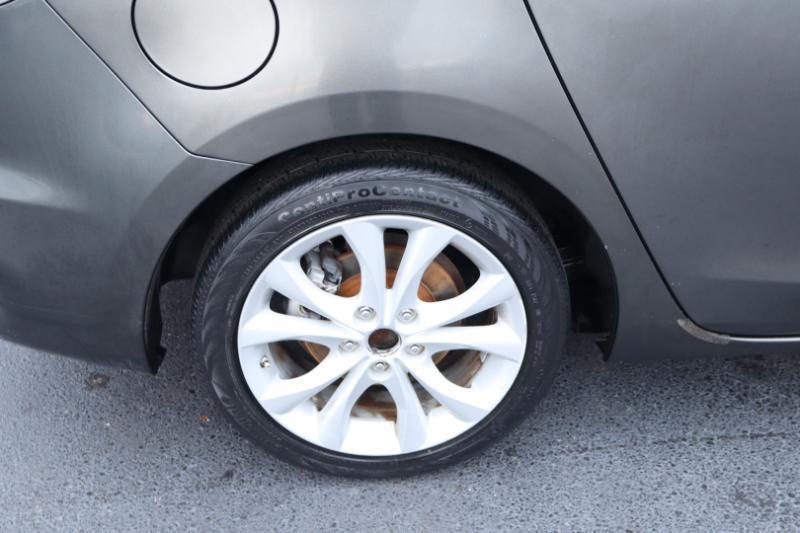 Mazda MAZDA3 s Sport 4-Door 2011