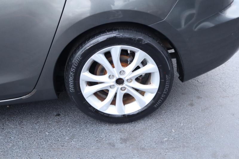 Mazda MAZDA3 s Sport 4-Door 2011
