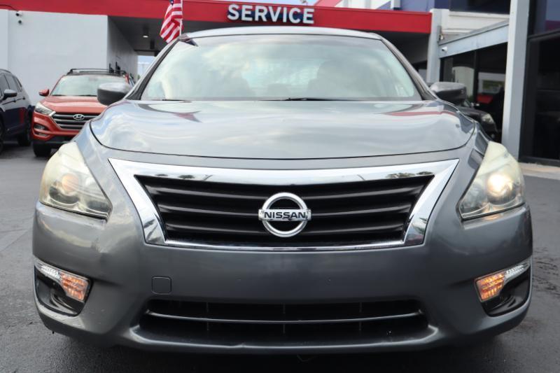 Nissan Altima 2.5 SV 2015