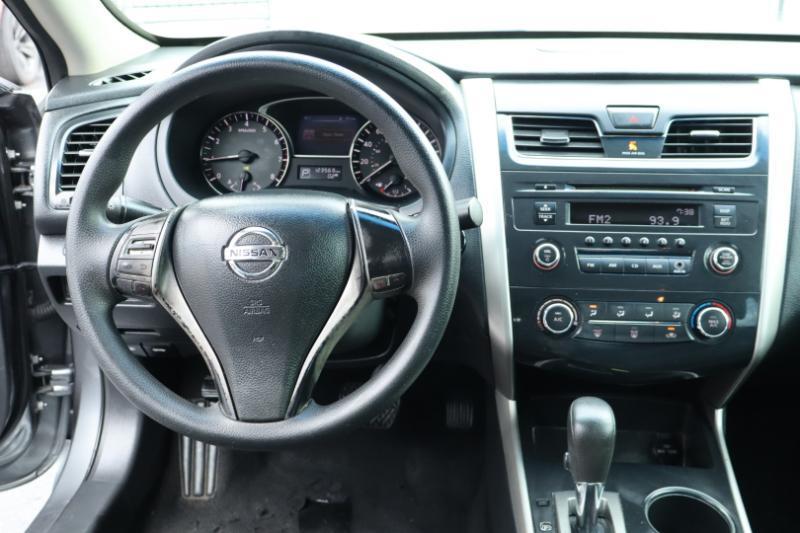 Nissan Altima 2.5 SV 2015