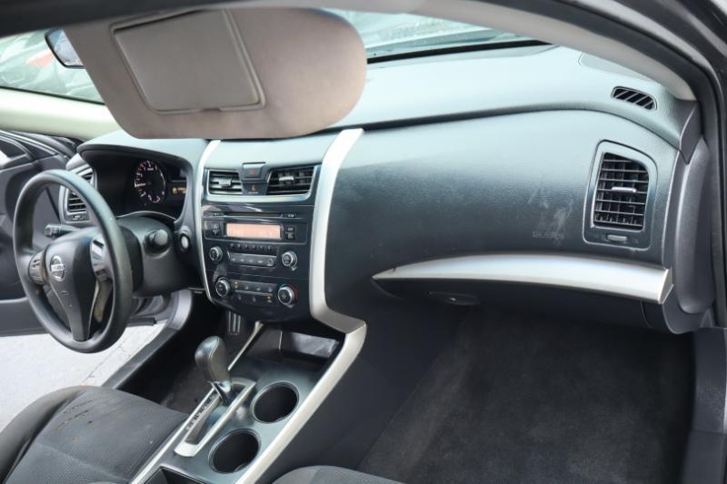 Nissan Altima 2.5 SV 2015