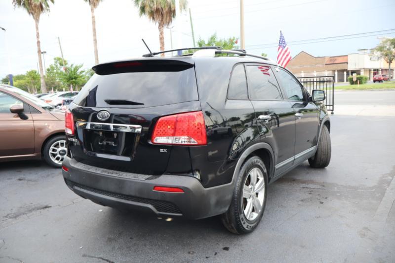 Kia Sorento EX 2WD 2012