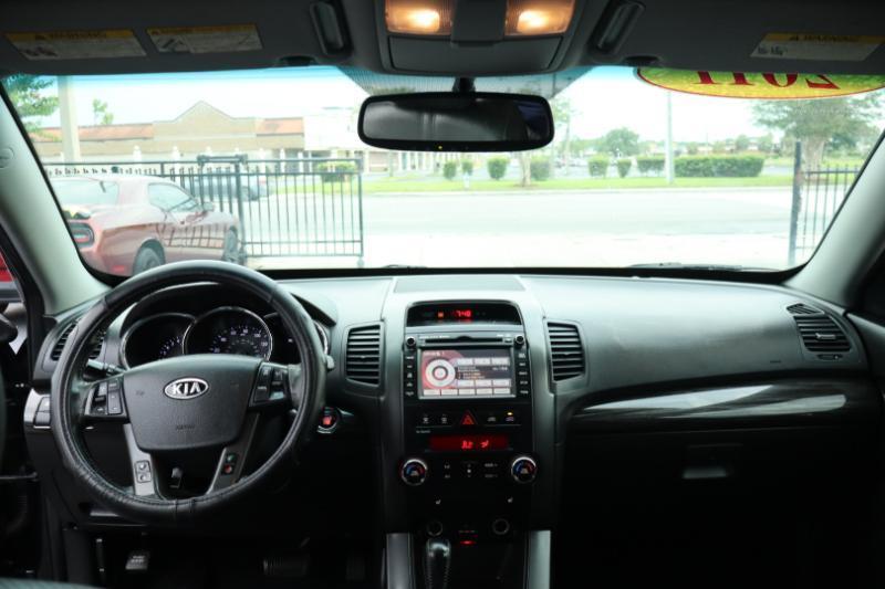 Kia Sorento EX 2WD 2012