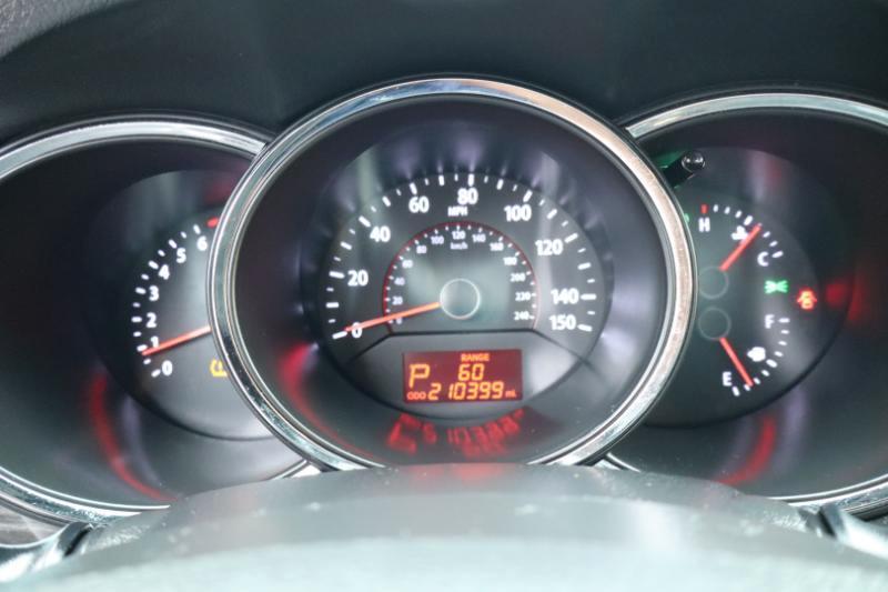 Kia Sorento EX 2WD 2012