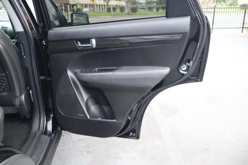 Kia Sorento EX 2WD 2012