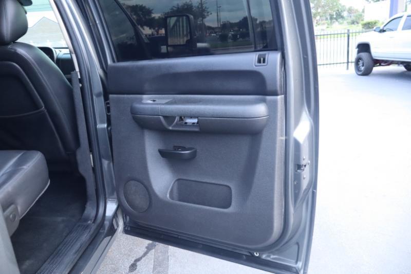 Chevrolet Silverado 1500 LT Crew Cab 4WD 2011