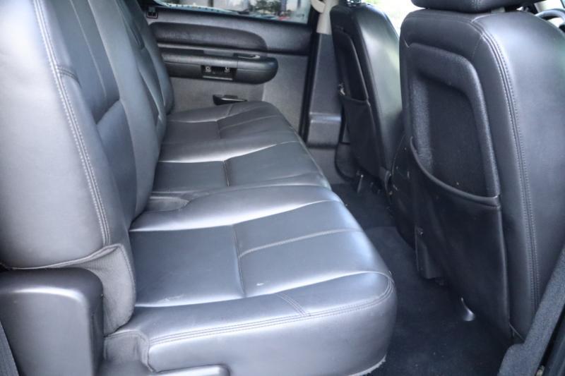 Chevrolet Silverado 1500 LT Crew Cab 4WD 2011
