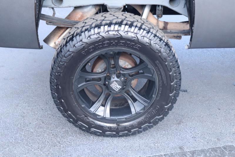Chevrolet Silverado 1500 LT Crew Cab 4WD 2011