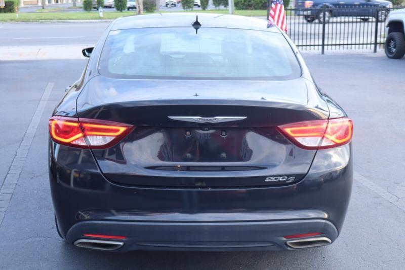 Chrysler 200 S 2015