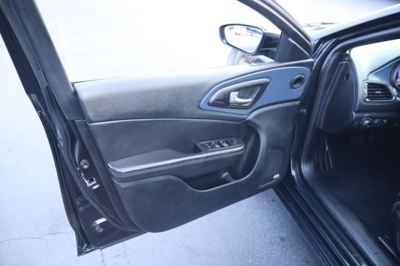 Chrysler 200 S 2015