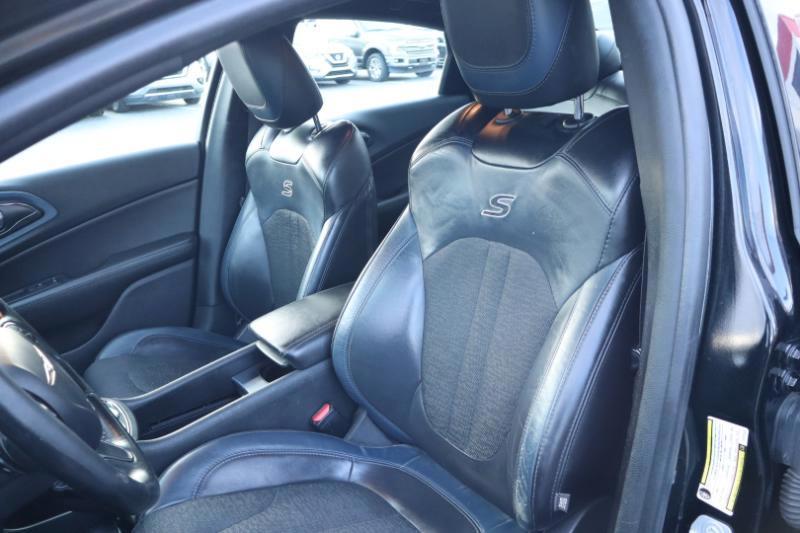 Chrysler 200 S 2015