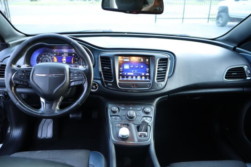 Chrysler 200 S 2015