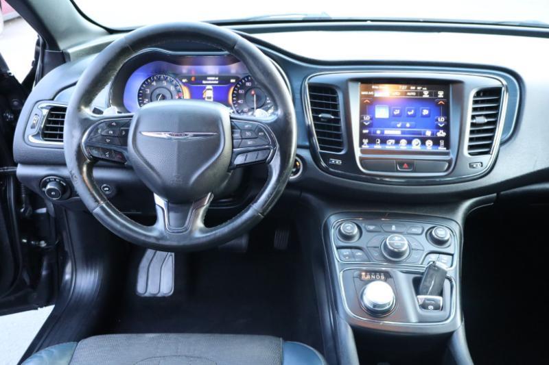 Chrysler 200 S 2015