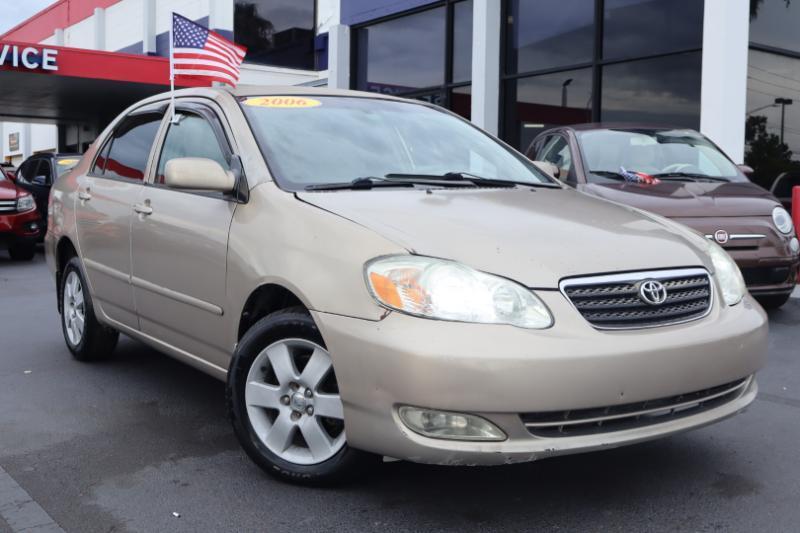 Toyota Corolla CE 2006