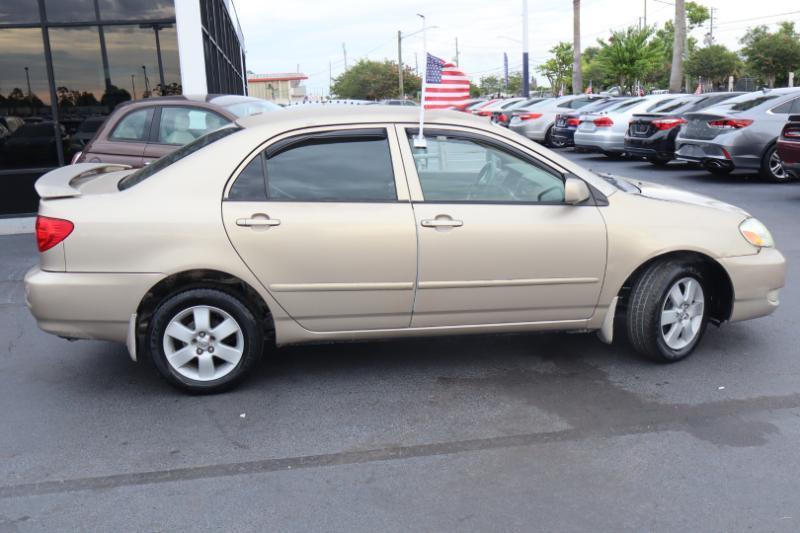 Toyota Corolla CE 2006
