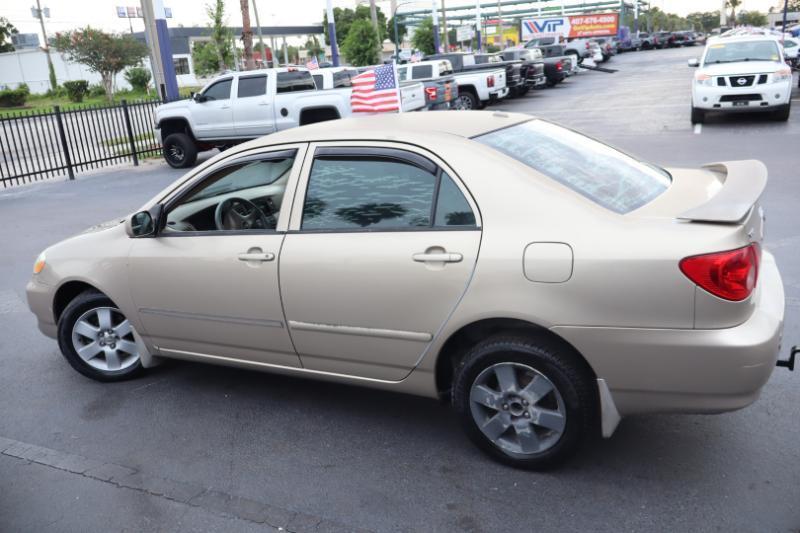 Toyota Corolla CE 2006