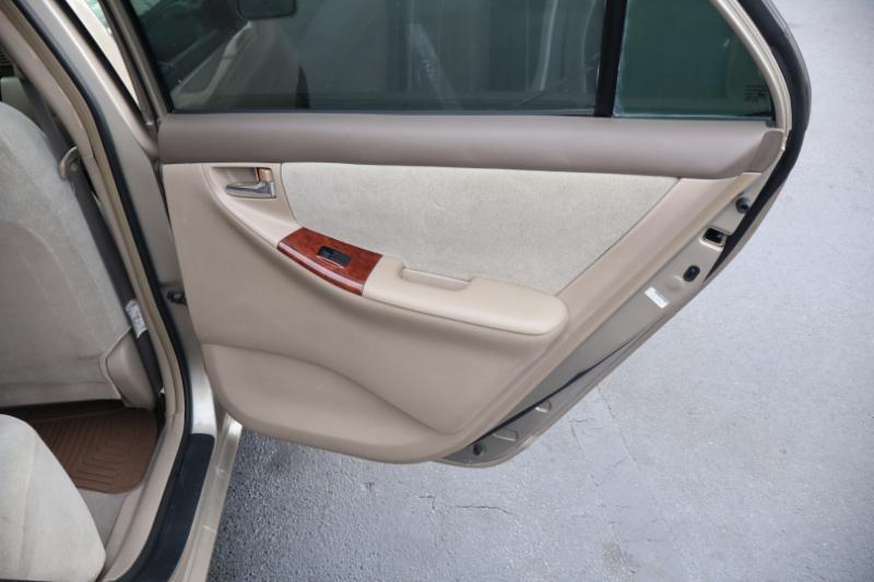 Toyota Corolla CE 2006