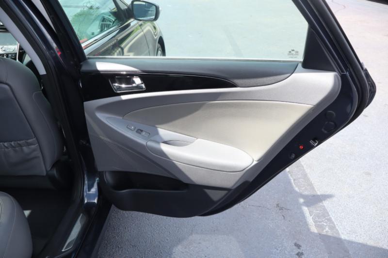 Hyundai Sonata Limited Auto 2013