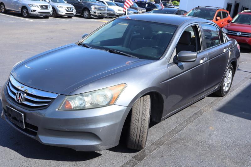 Honda Accord LX-P Sedan AT 2011