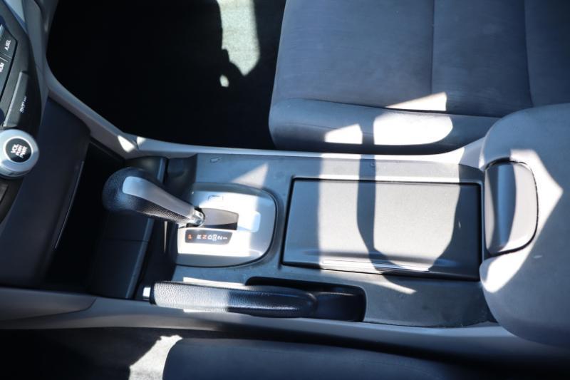 Honda Accord LX-P Sedan AT 2011