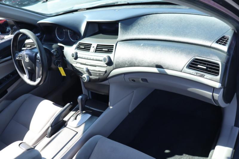 Honda Accord LX-P Sedan AT 2011