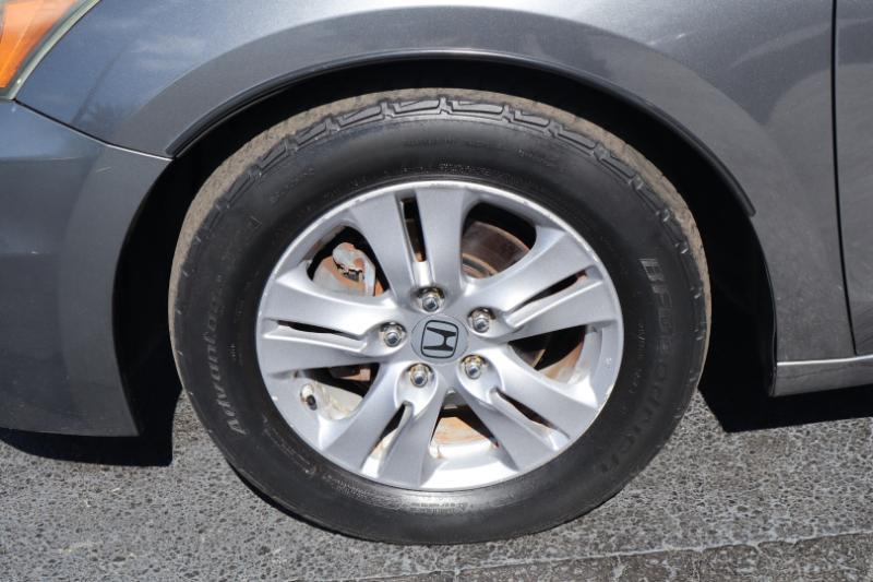 Honda Accord LX-P Sedan AT 2011