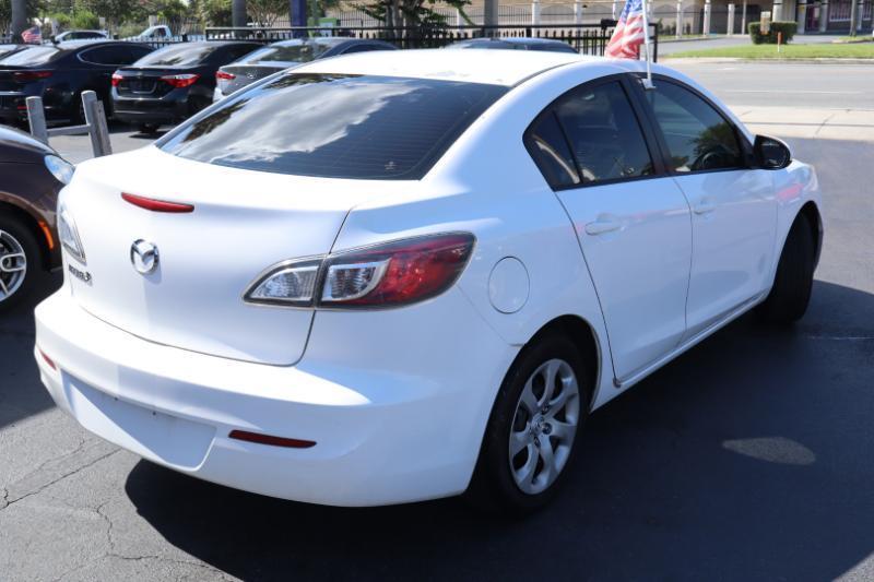 Mazda MAZDA3 i Sport 4-Door 2012
