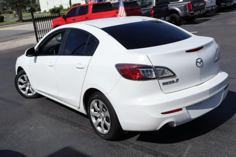 Mazda MAZDA3 i Sport 4-Door 2012