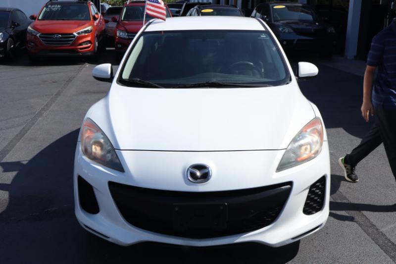 Mazda MAZDA3 i Sport 4-Door 2012