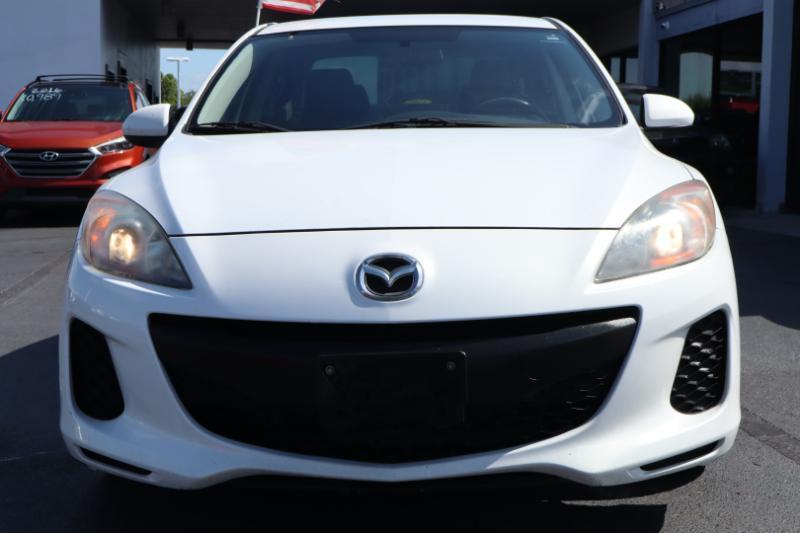 Mazda MAZDA3 i Sport 4-Door 2012