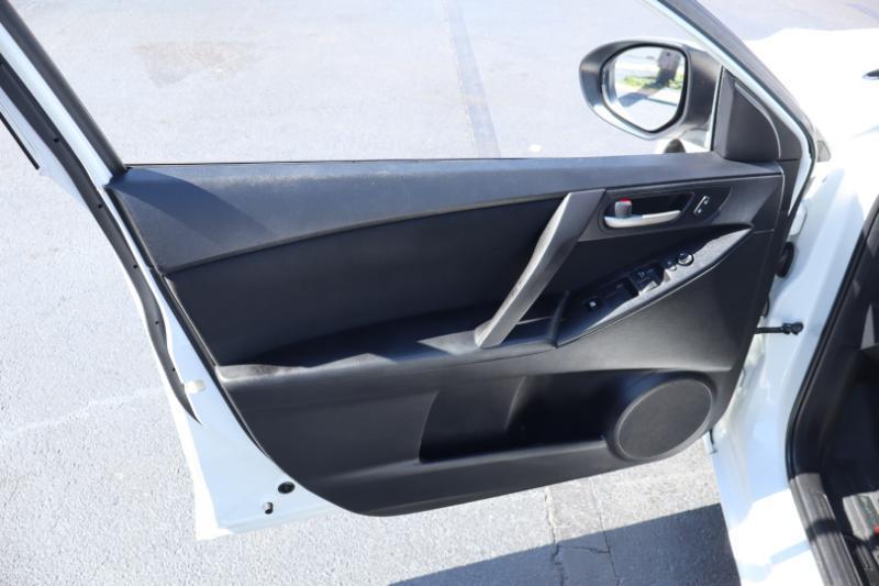 Mazda MAZDA3 i Sport 4-Door 2012