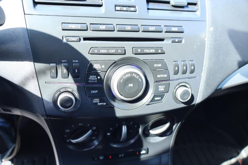Mazda MAZDA3 i Sport 4-Door 2012
