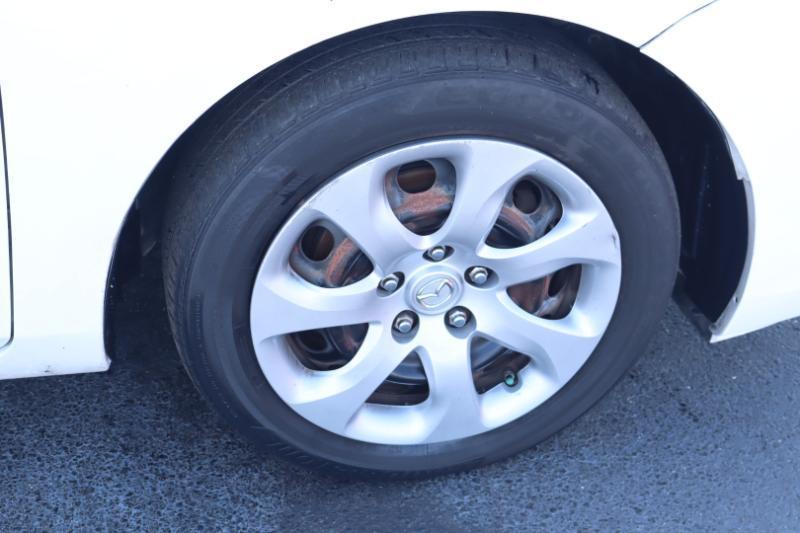 Mazda MAZDA3 i Sport 4-Door 2012