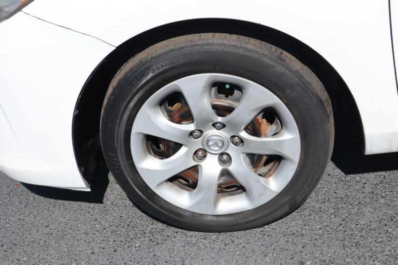 Mazda MAZDA3 i Sport 4-Door 2012