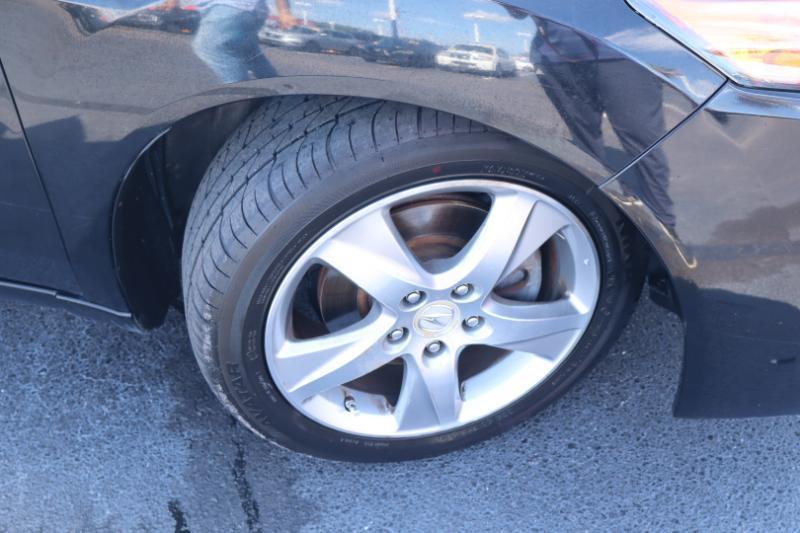 Acura TSX 5-Speed AT with Tech Package 2011