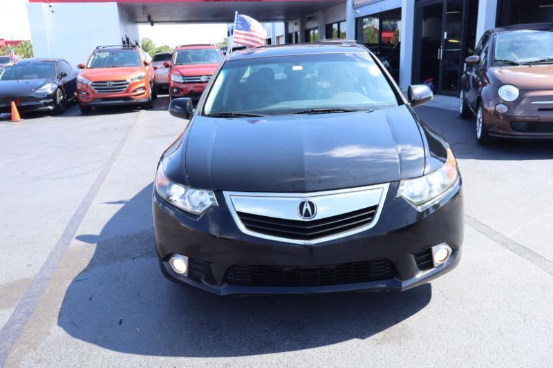 Acura TSX 5-Speed AT with Tech Package 2011