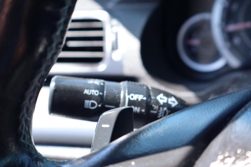 Acura TSX 5-Speed AT with Tech Package 2011