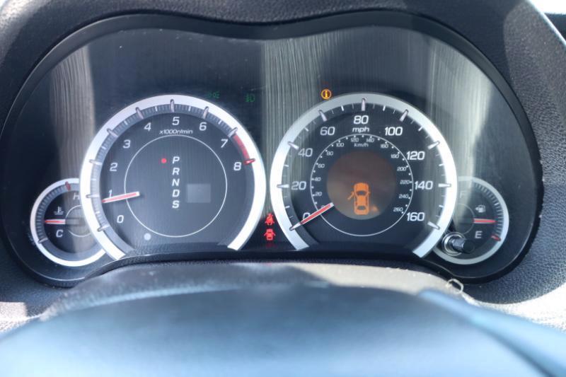Acura TSX 5-Speed AT with Tech Package 2011