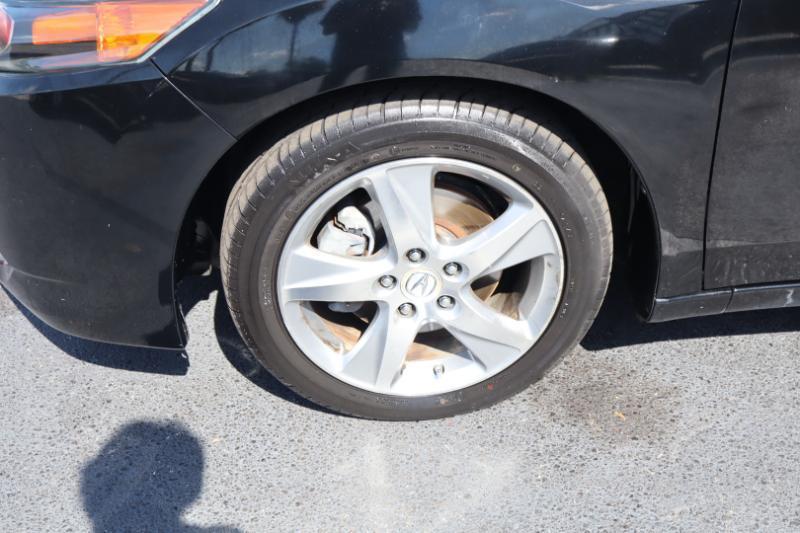 Acura TSX 5-Speed AT with Tech Package 2011