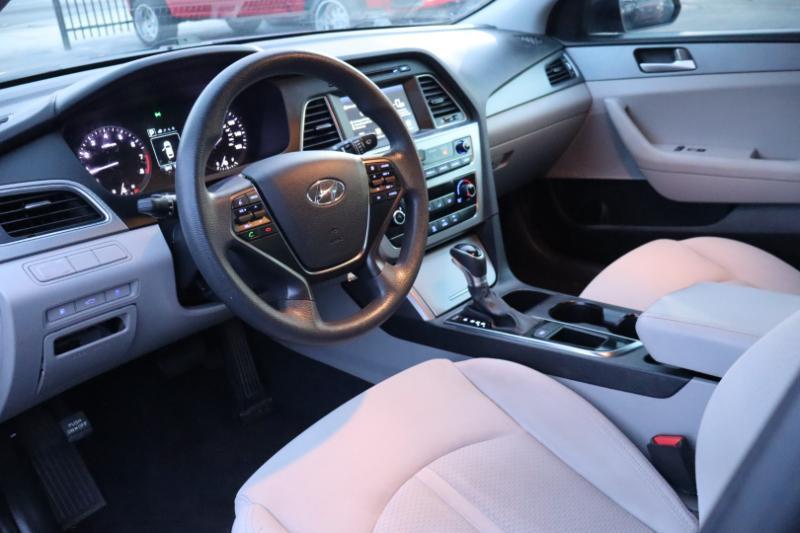 Hyundai Sonata SE 2017