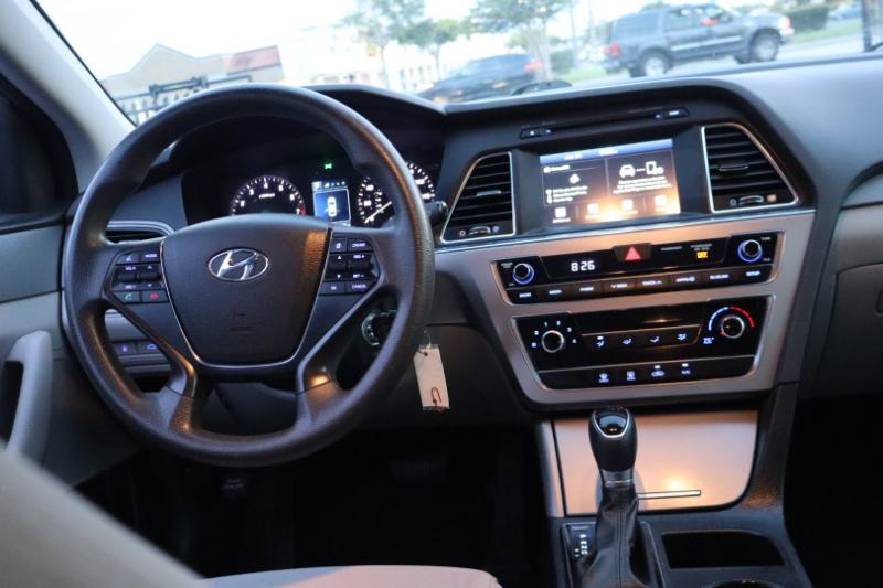 Hyundai Sonata SE 2017