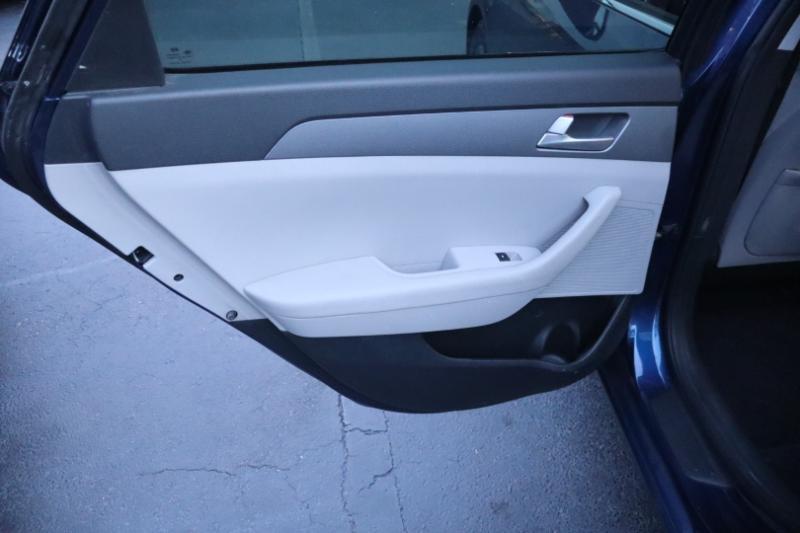 Hyundai Sonata SE 2017