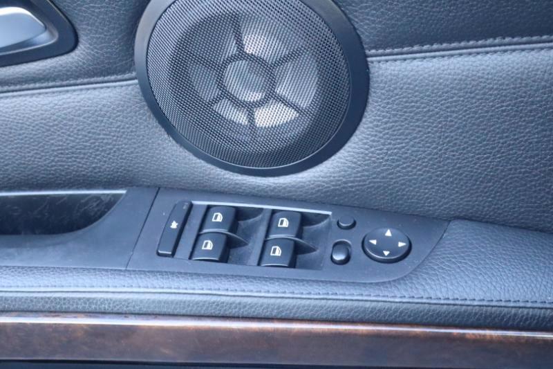 BMW 3-Series 335i 2007